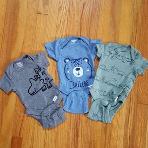 Set of 3 Gerber Preemie Onsies